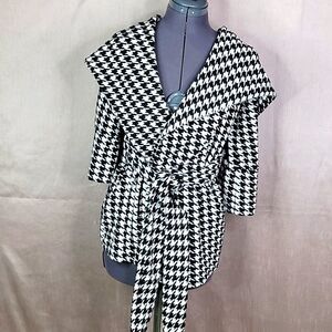 **XTAREN Hooded Houndstooth Coat Small